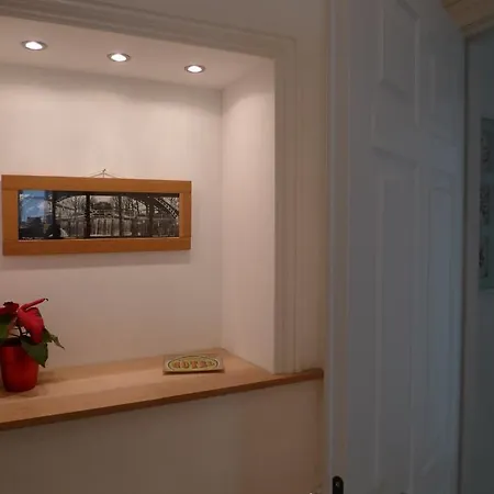 Guest house Maison D'hotes Emma Tiranty