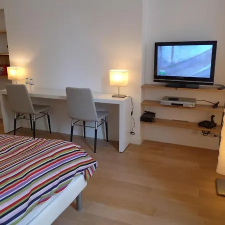 Maison D'hotes Emma Tiranty